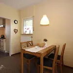 Hoddersdiek, * Burhave