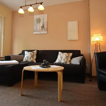 Hoddersdiek, Apartament *